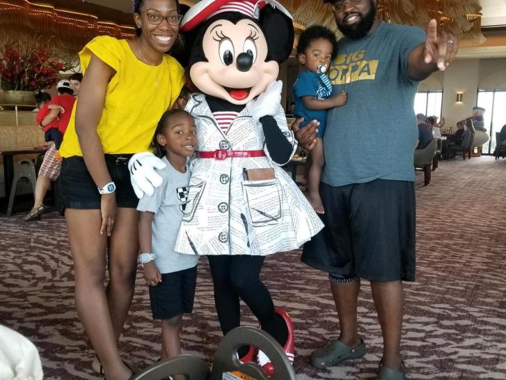 Guest Photo from Kevin Watkins: Guests with Minnie Mouse at Disney's Riviera Resort